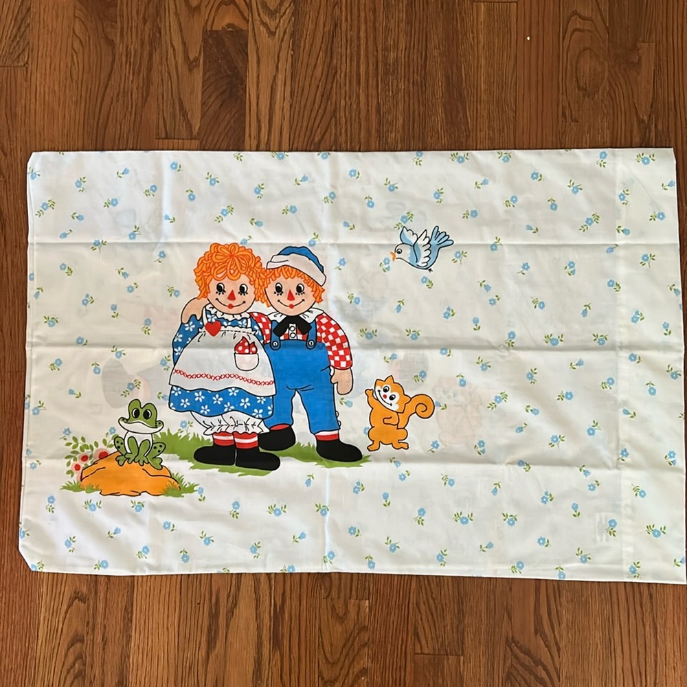 Vintage Raggedy Ann and Andy Pillowcase EUC